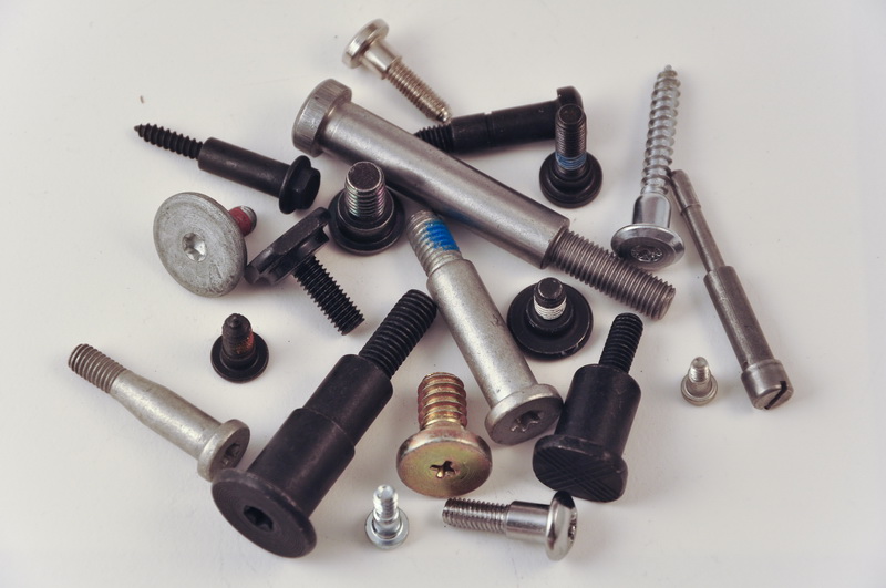 Custom Shoulder Bolts